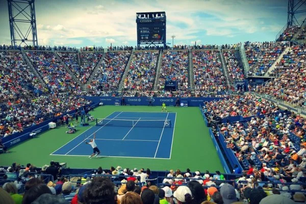 tennis stadium night match